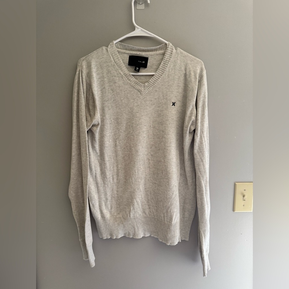 Hurley V Neck Sweater Men’s SZ M Grey Pullover Long Sleeve Cotton Logo Casual